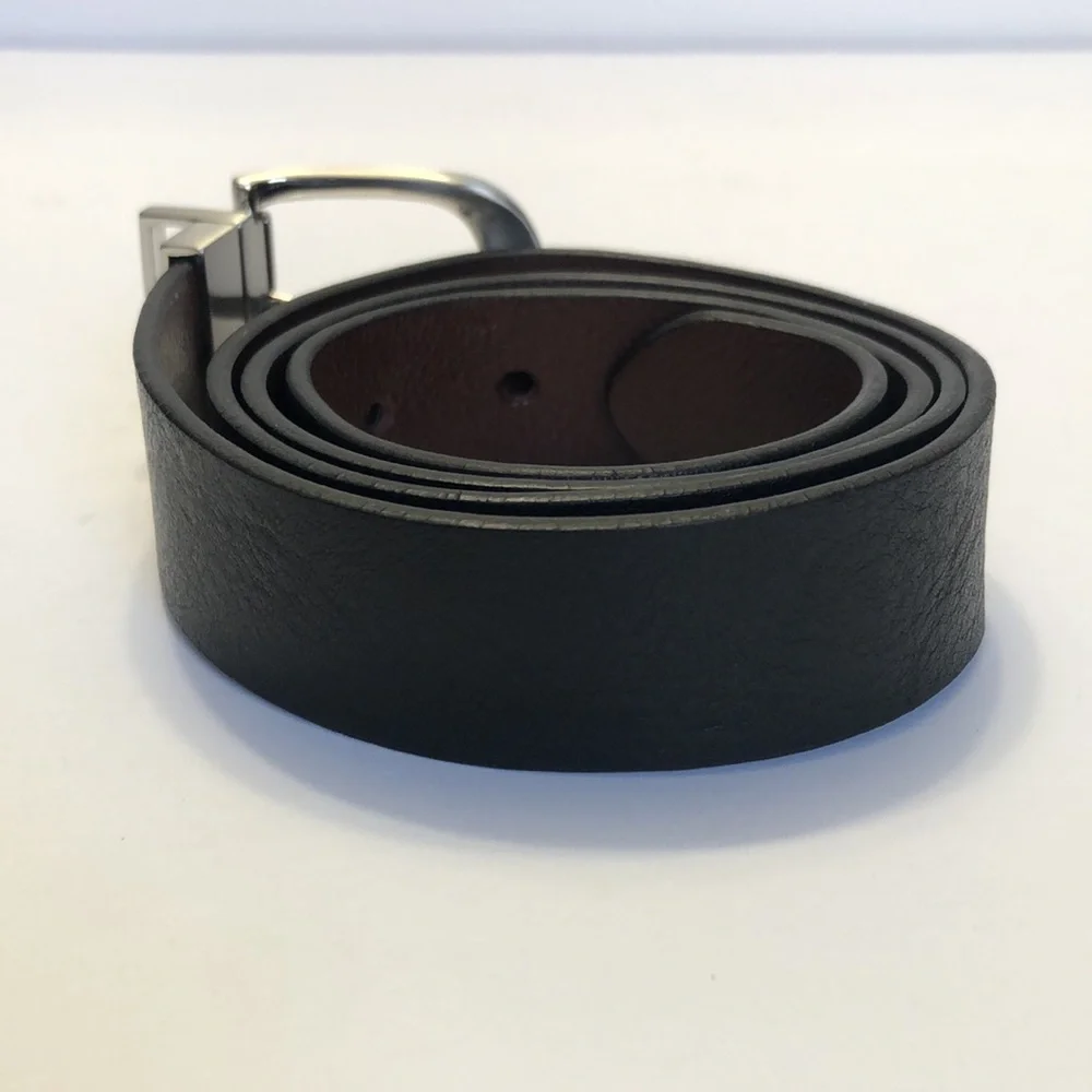 Men’s Reversible Black Brown Supple Leather Belt size Large 40”